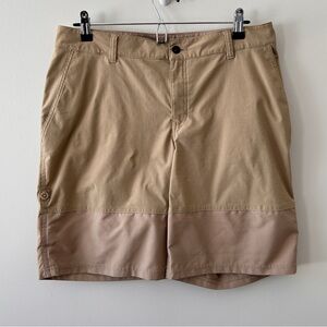 The North Face women’s Size 10 Tan Cargo Shorts Ripstop Hiking Camping casual